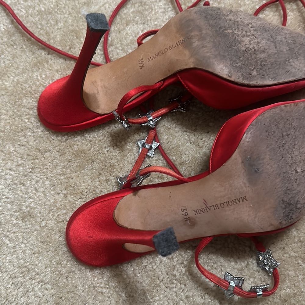 RARE STUNNING STAR MANOLO BLAHNIKS - Picture 3 of 3